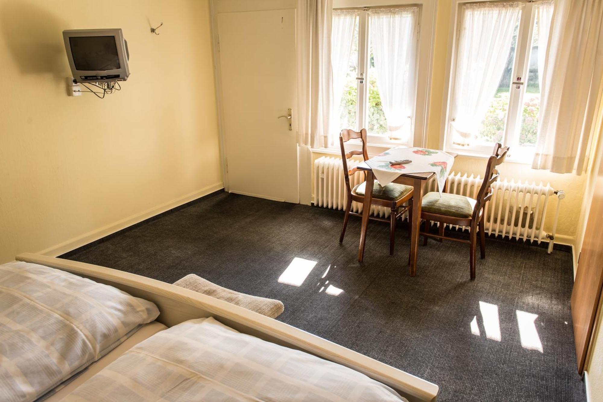Hotel Leyscher Hof Leutesdorf Room photo