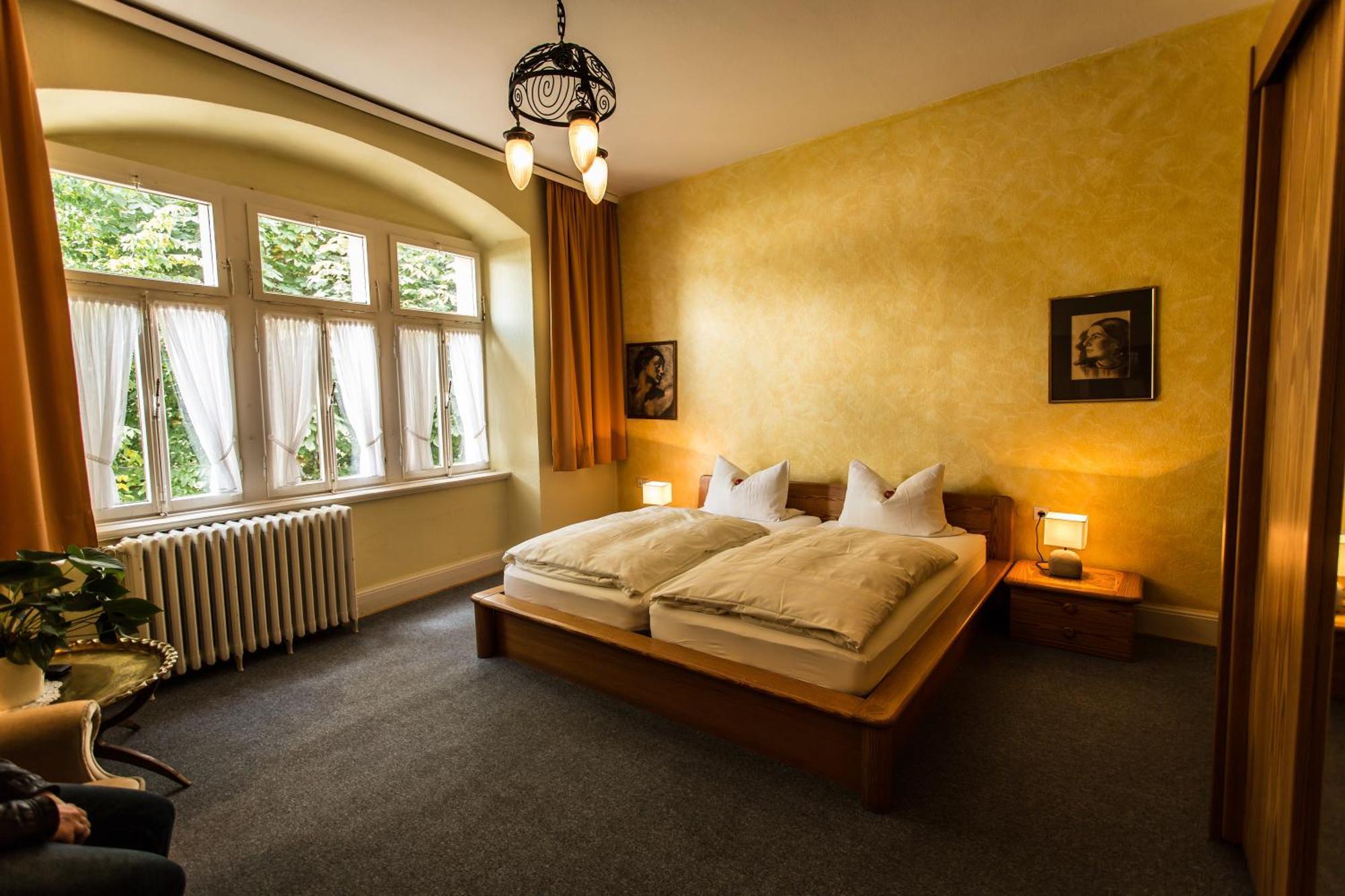 Hotel Leyscher Hof Leutesdorf Room photo