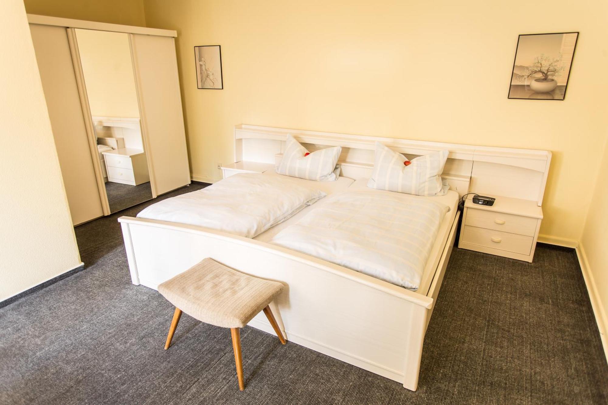 Hotel Leyscher Hof Leutesdorf Room photo
